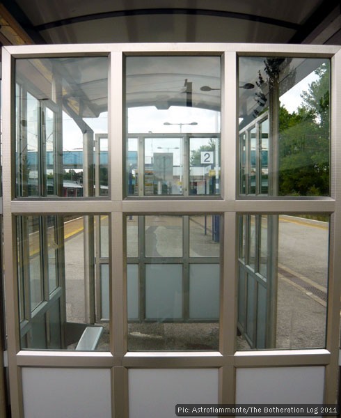 Geometric pattern on station platform shelter